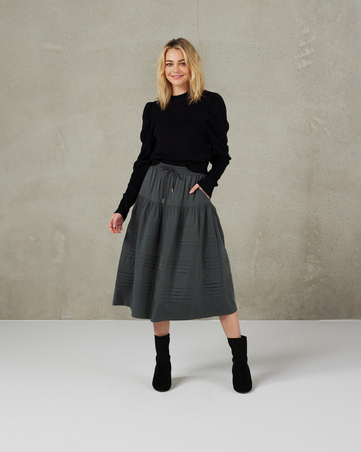 Quin Skirt - Slate green