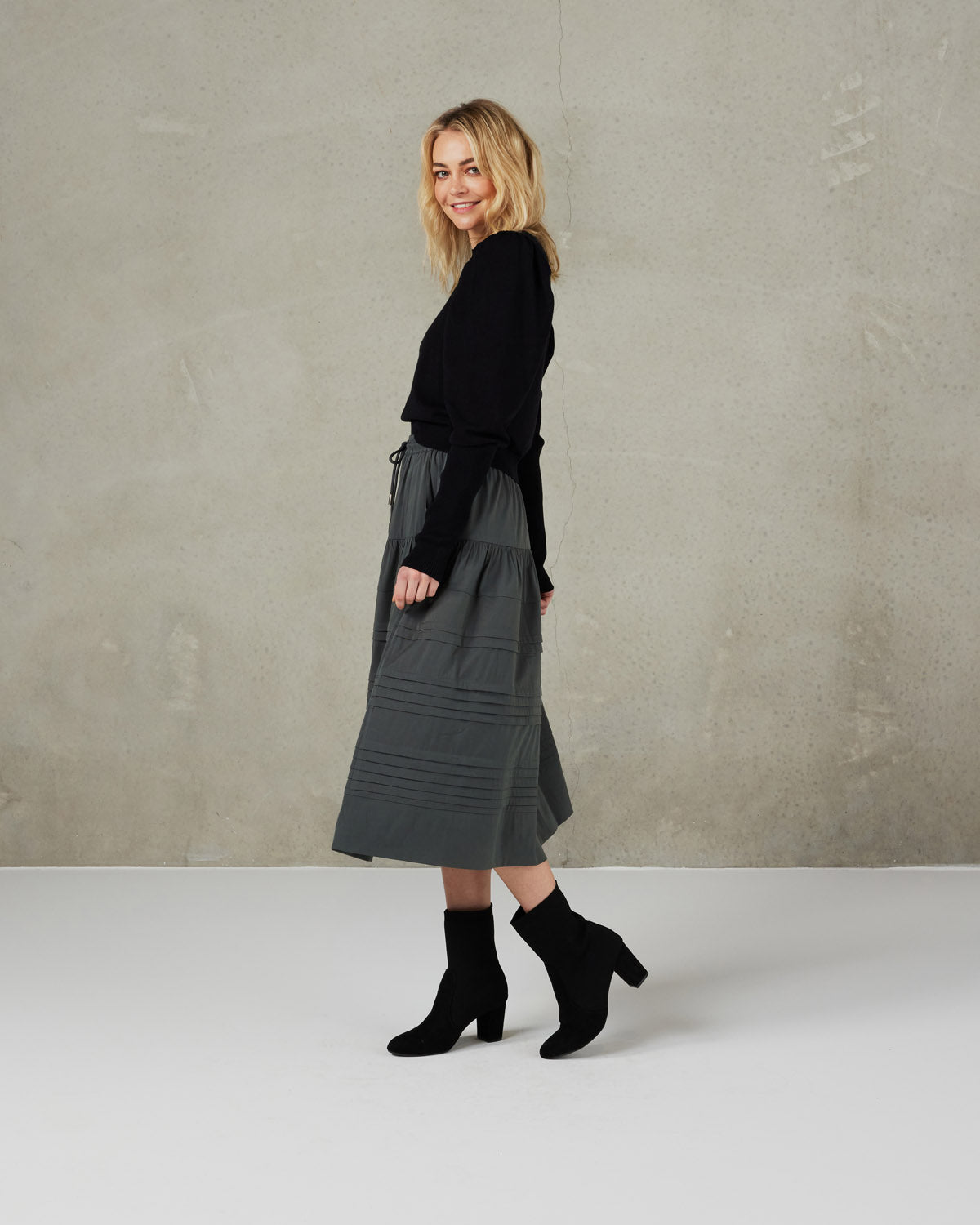 Quin Skirt - Slate green